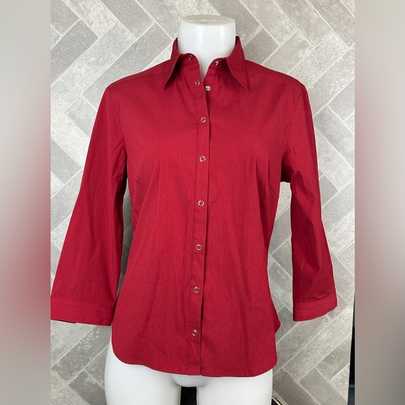 Studio London woman’s red button down 3/4 sleeve top size small - Picture 1 of 7